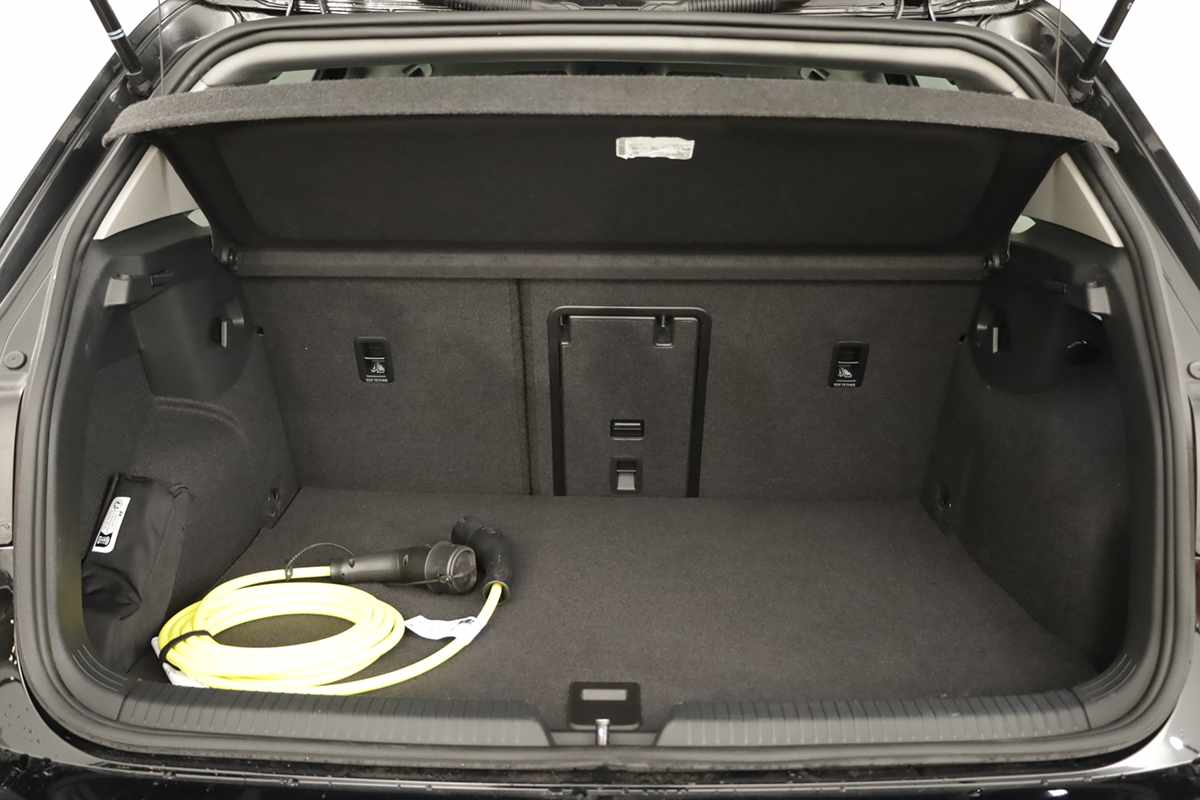 volkswagen-golf-2025-hibrido-a-gasolina-1498cc