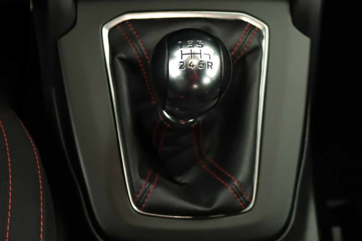 ford-focus-2025-gasolina-998cc