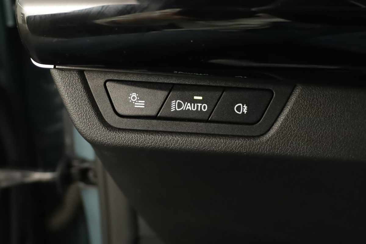 bmw-x1-2025-hibrido-a-gasolina-1499cc