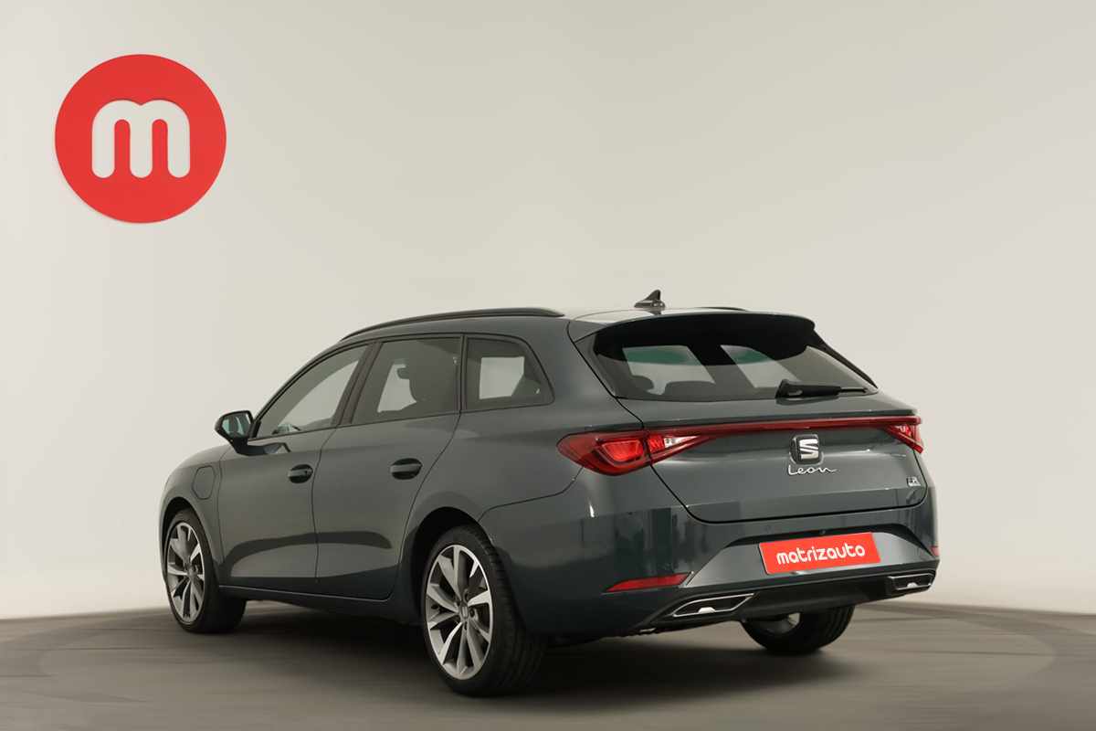seat-leon-st-2025-hibrido-a-gasolina-1498cc