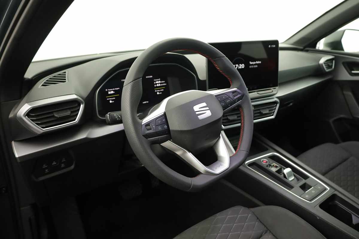 seat-leon-st-2025-hibrido-a-gasolina-1498cc