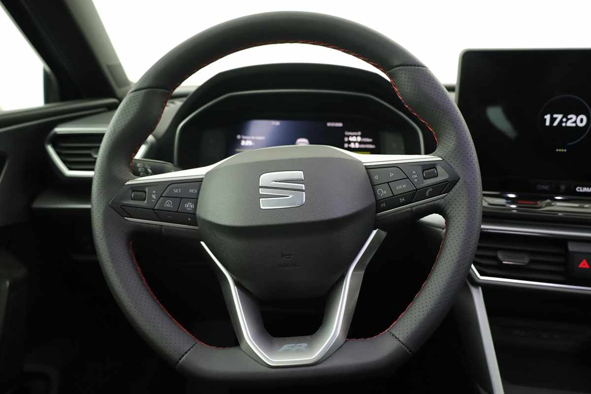 seat-leon-st-2025-hibrido-a-gasolina-1498cc