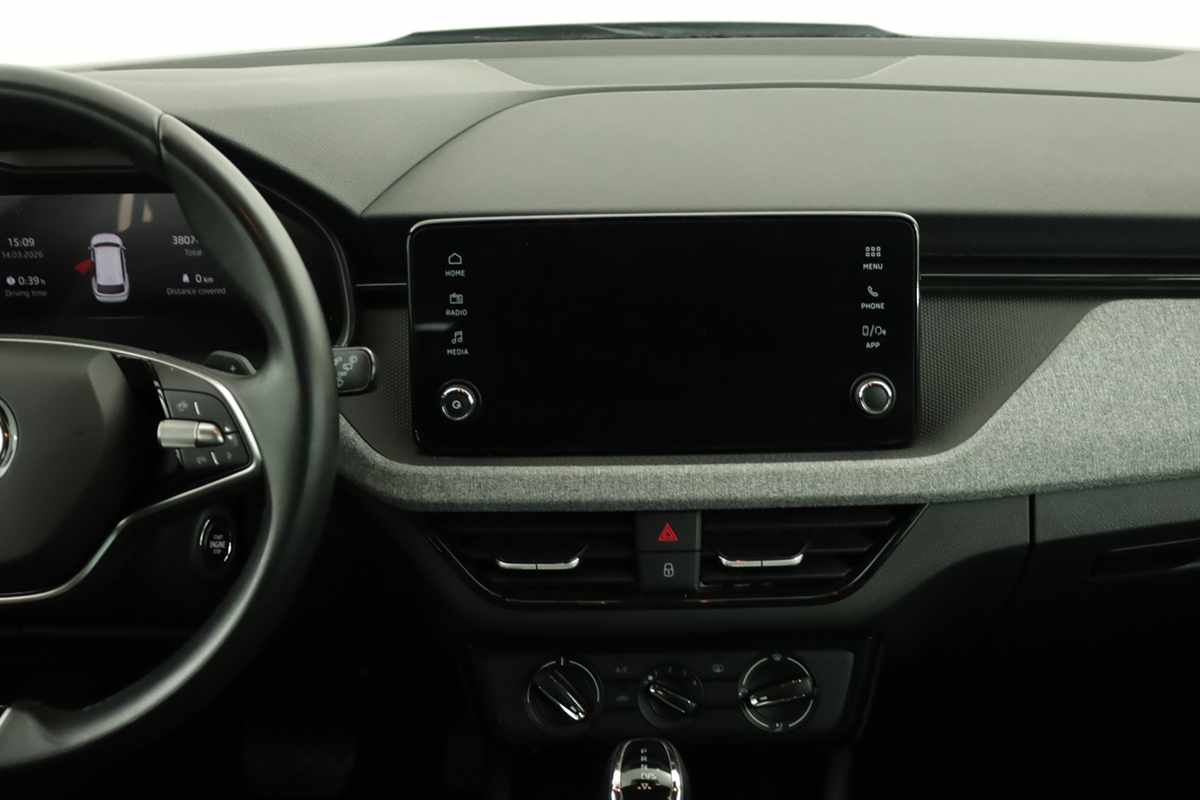 skoda-kamiq-2024-gasolina-999cc