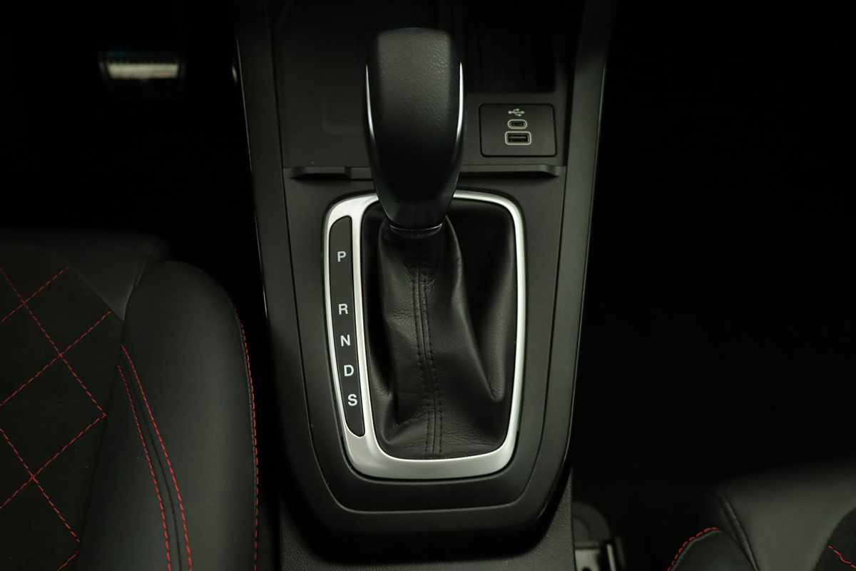 ford-puma-2025-gasolina-998cc