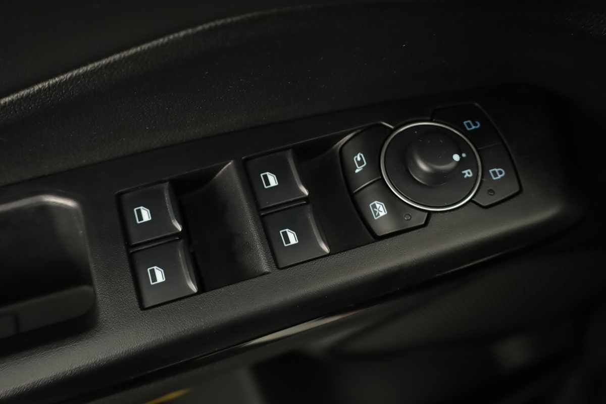 ford-puma-2025-gasolina-998cc