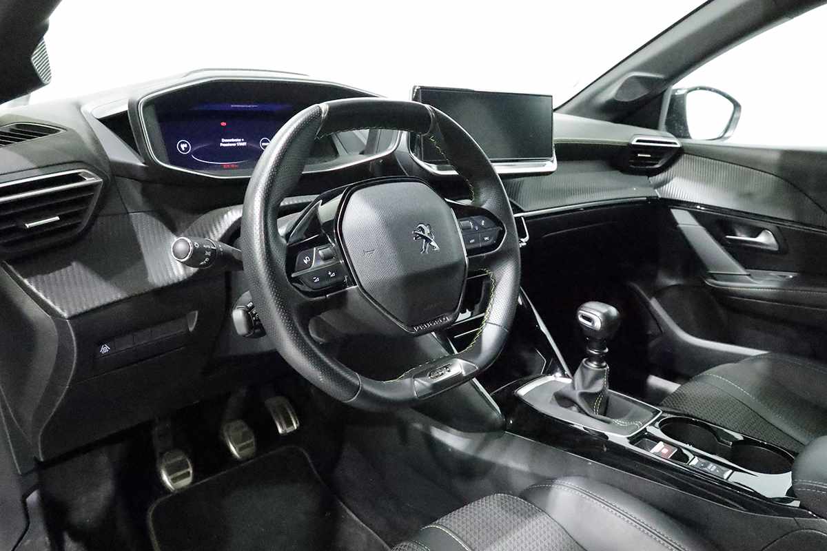 peugeot-208-2022-gasolina-1199cc
