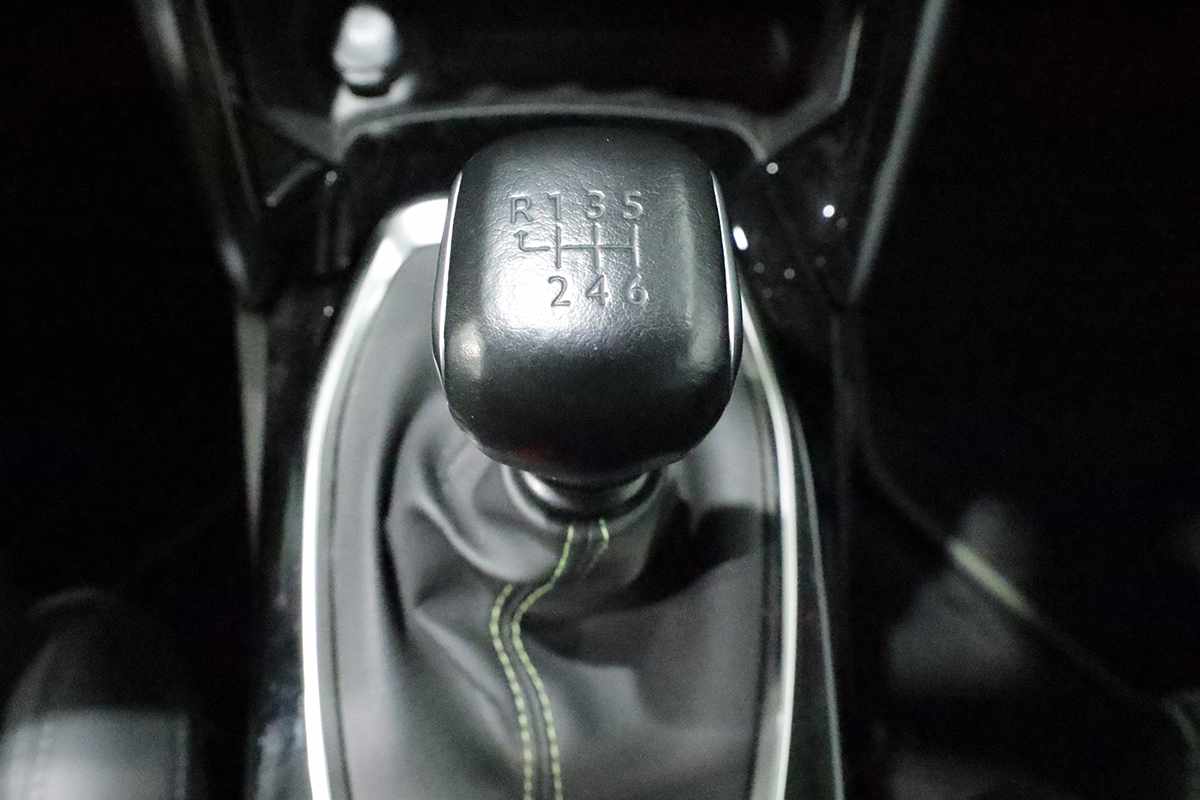 peugeot-208-2022-gasolina-1199cc