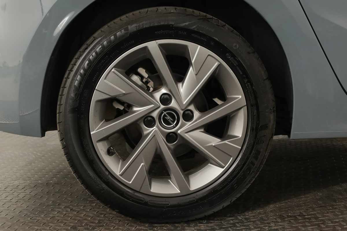 opel-corsa-2025-gasolina-1199cc