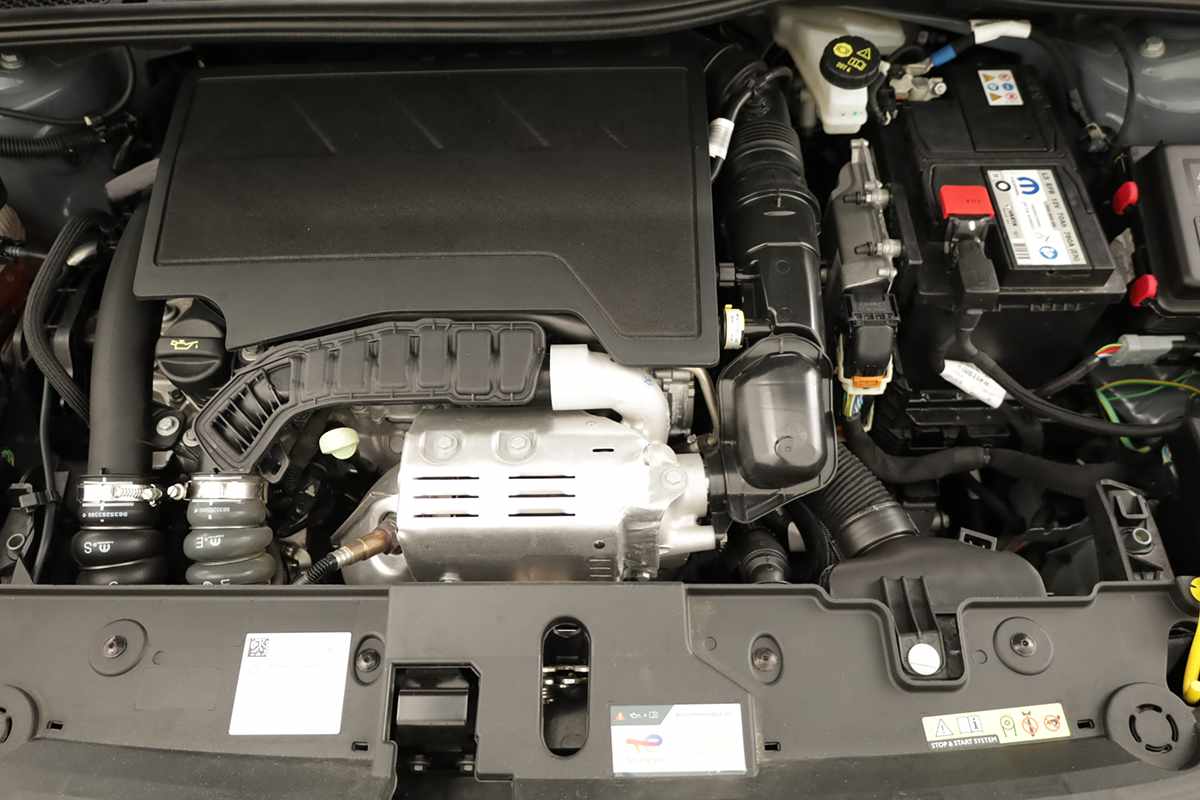 opel-corsa-2025-gasolina-1199cc