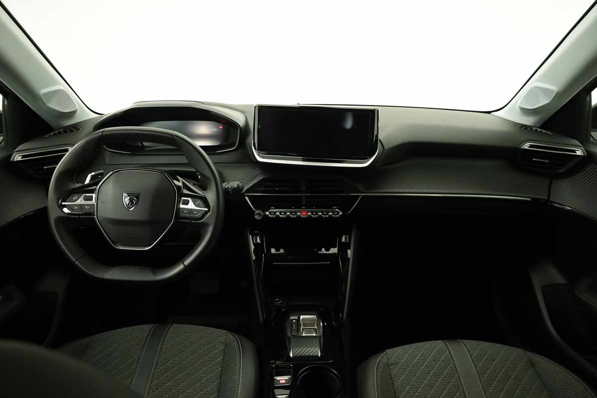peugeot-208-2025-gasolina-1199cc