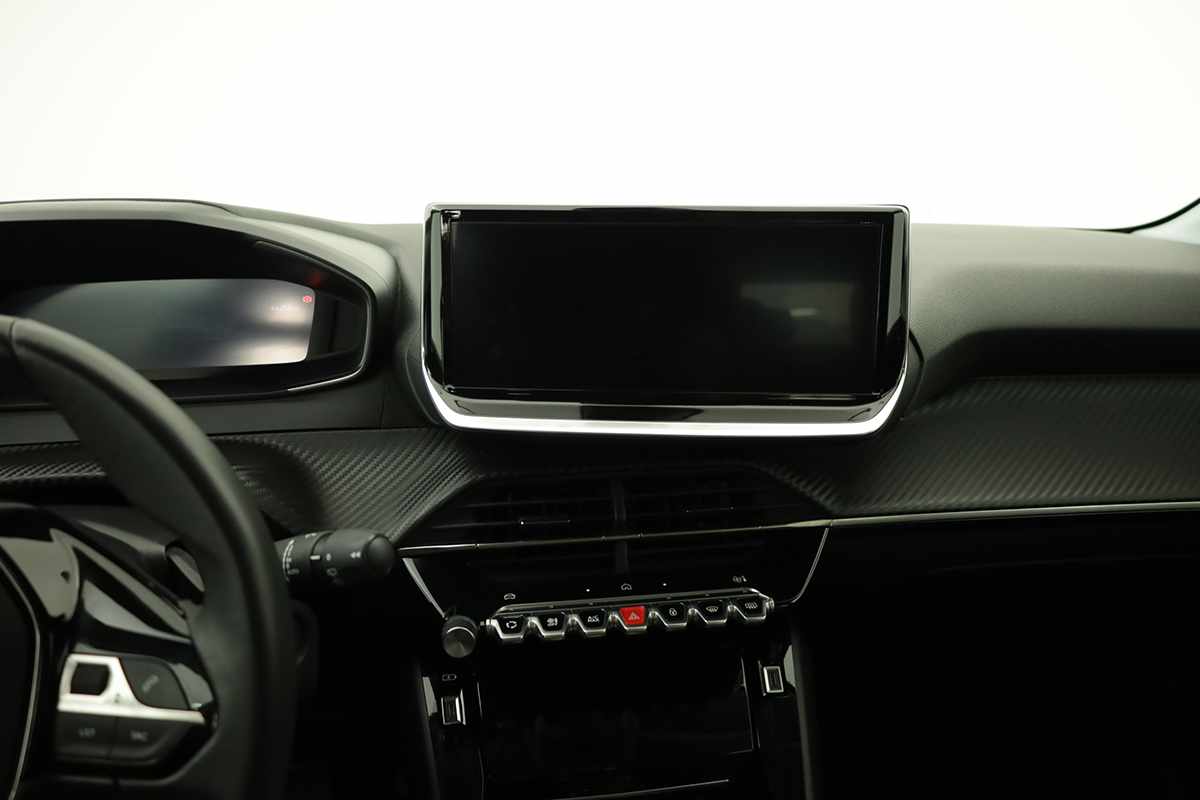 peugeot-208-2025-gasolina-1199cc
