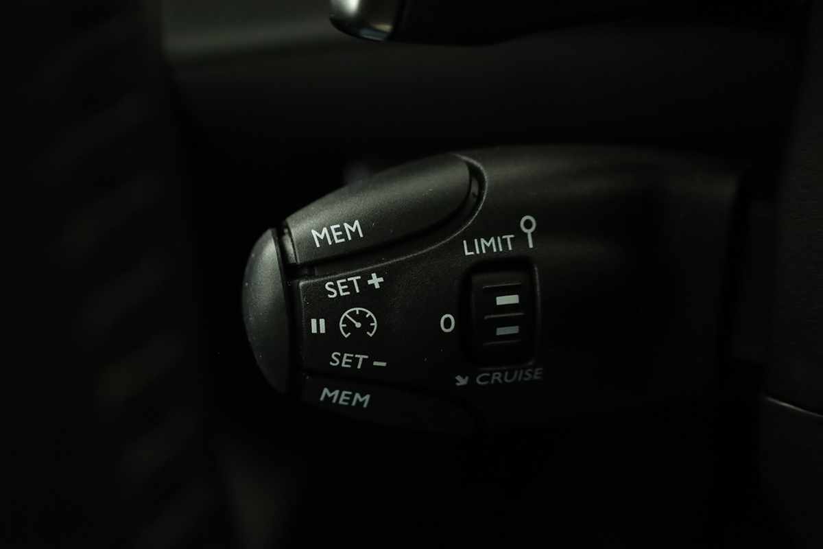 peugeot-208-2025-gasolina-1199cc