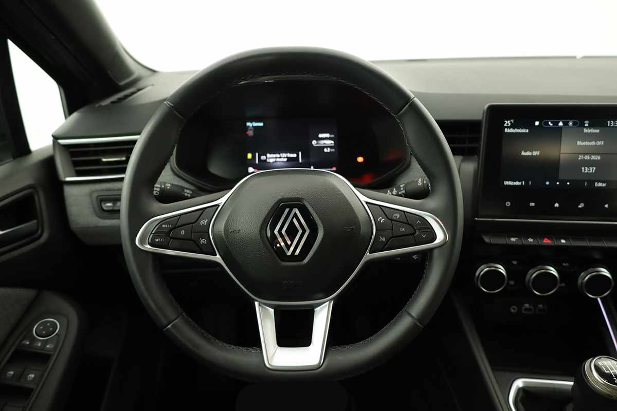 renault-clio-2024-gpl-999cc