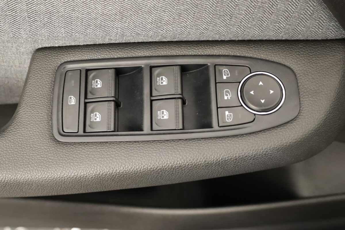 renault-clio-2024-gpl-999cc