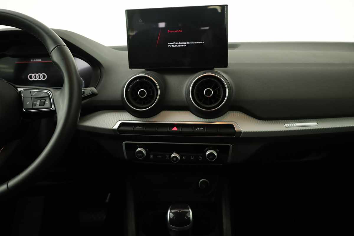 audi-q2-2025-gasolina-1498cc