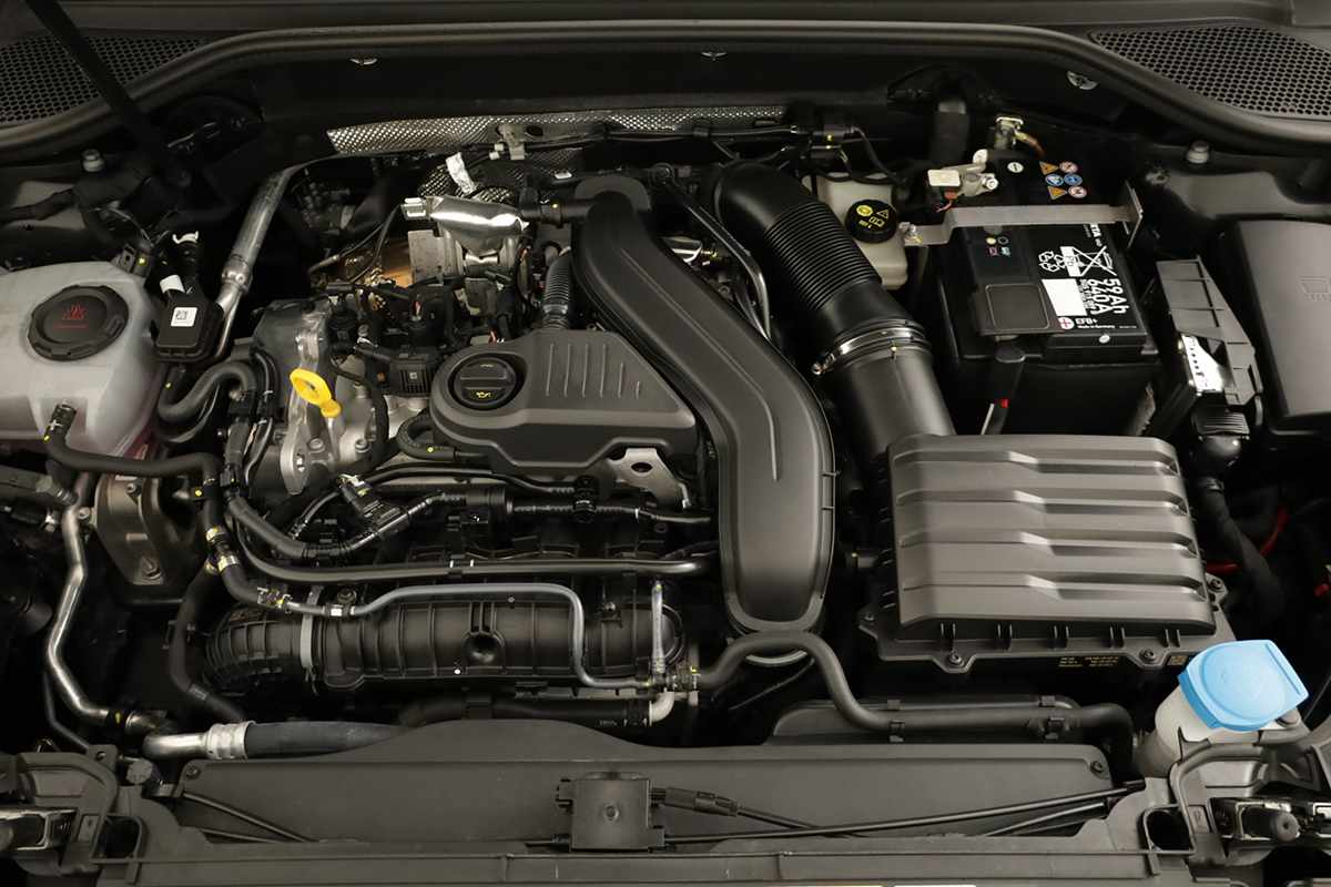 audi-q2-2025-gasolina-1498cc