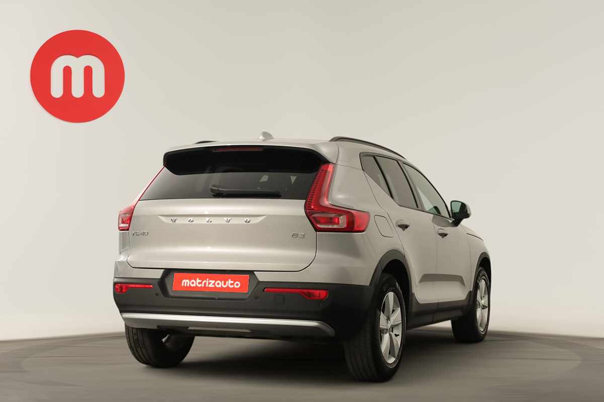 volvo-xc40-2025-gasolina-1969cc