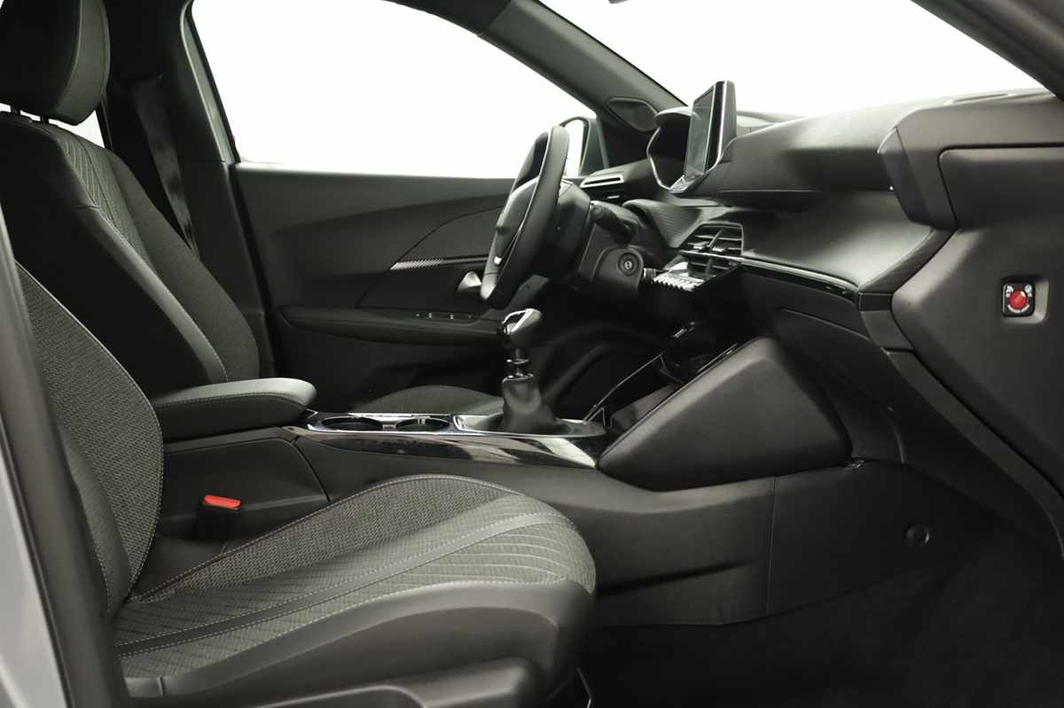 peugeot-2008-2025-gasolina-1199cc