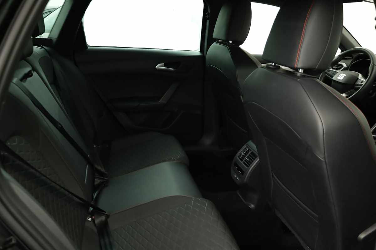 seat-leon-st-2025-hibrido-a-gasolina-1498cc