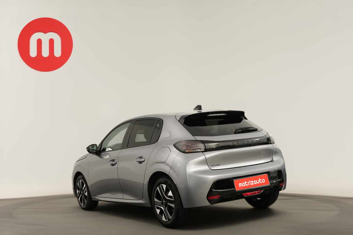 peugeot-208-2025-gasolina-1199cc