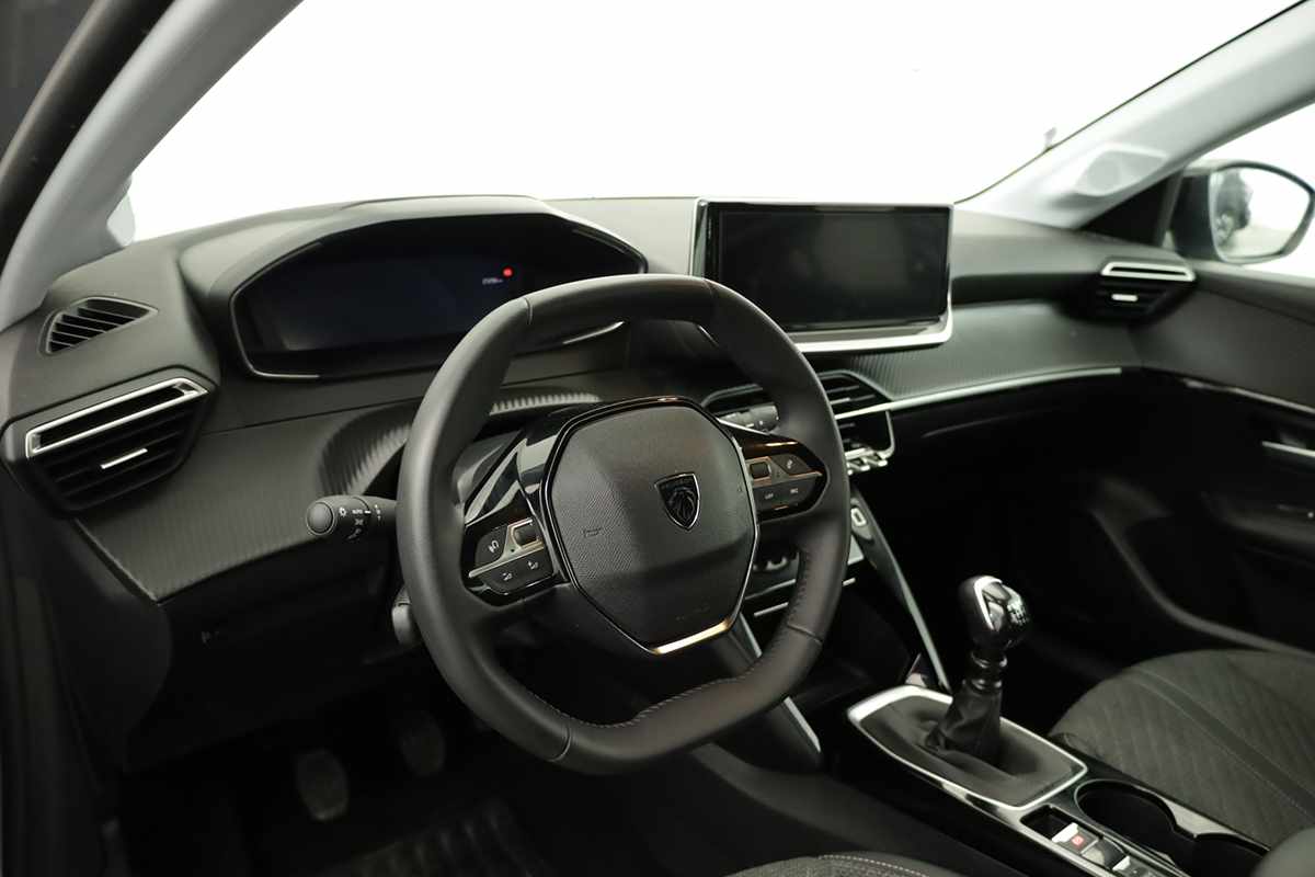 peugeot-208-2025-gasolina-1199cc