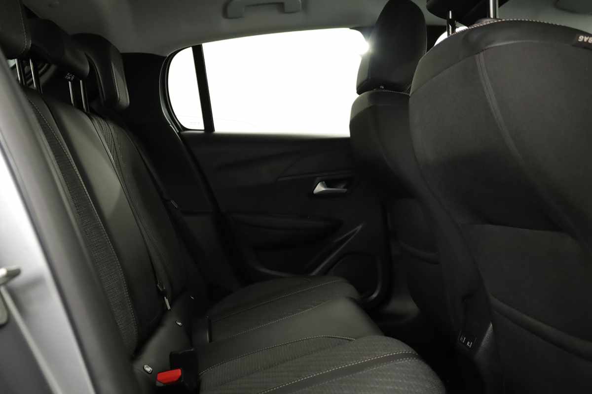 peugeot-208-2025-gasolina-1199cc