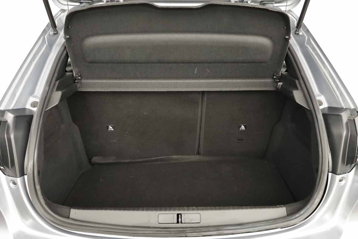 peugeot-208-2025-gasolina-1199cc