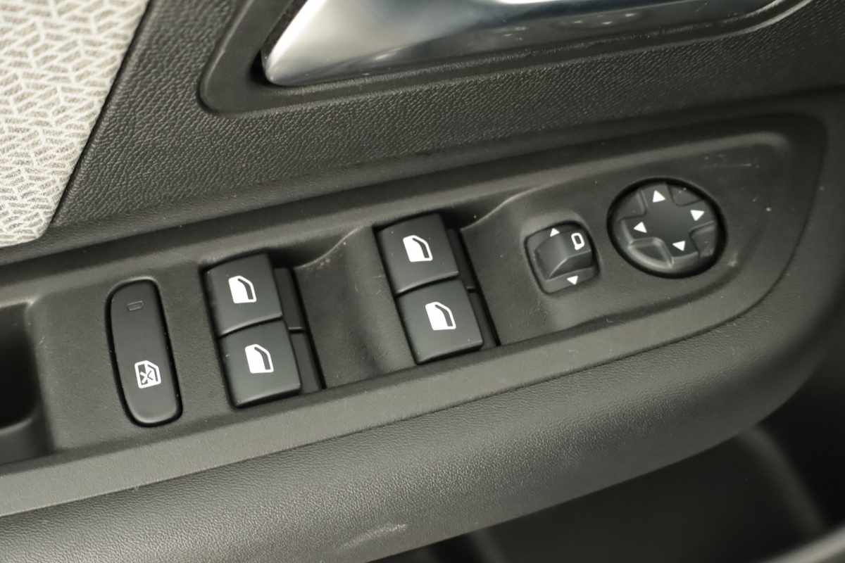 citroen-c4-2024-gasolina-1199cc
