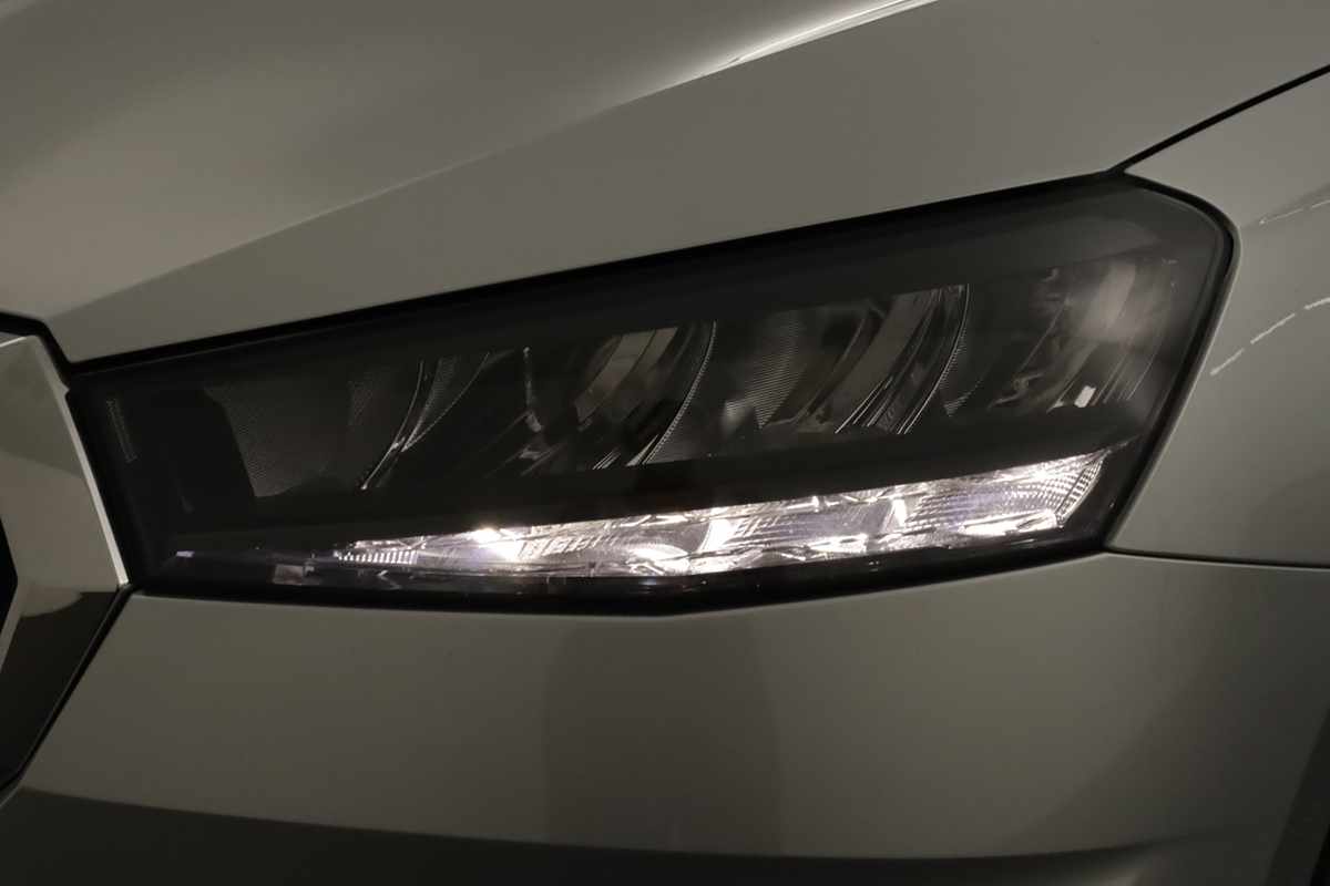 skoda-fabia-2025-gasolina-999cc