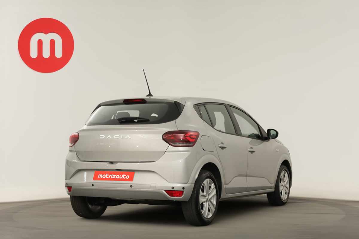 dacia-sandero-2024-gasolina-999cc