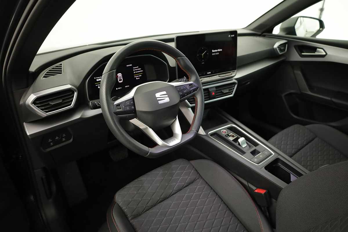 seat-leon-st-2025-hibrido-a-gasolina-1498cc