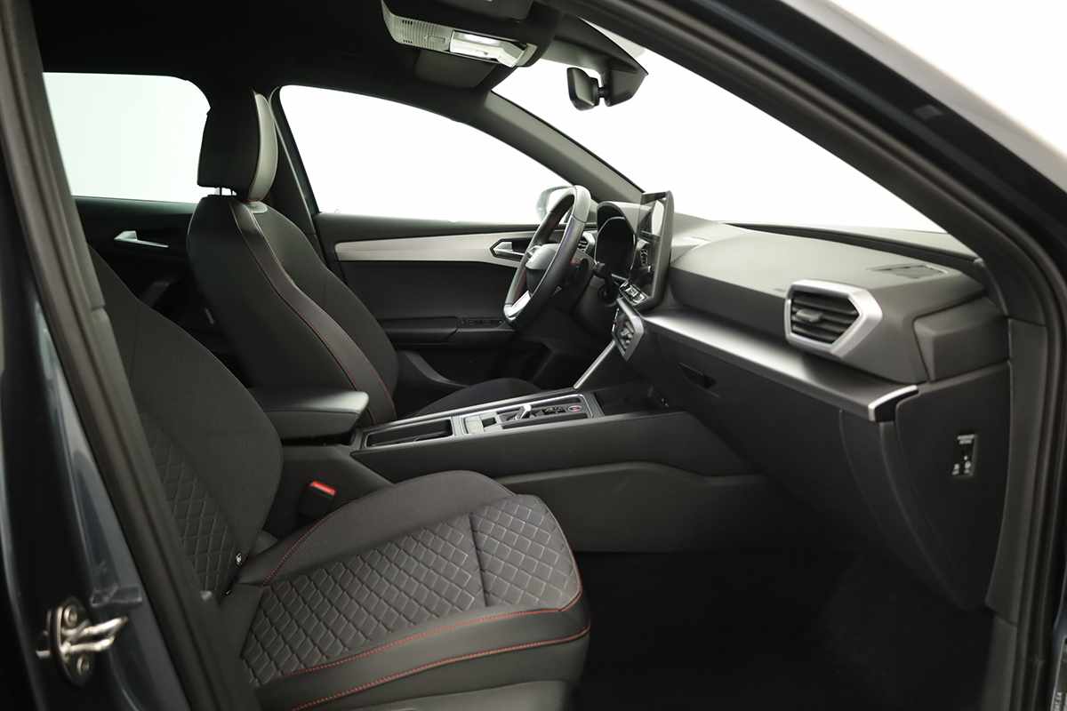 seat-leon-st-2025-hibrido-a-gasolina-1498cc