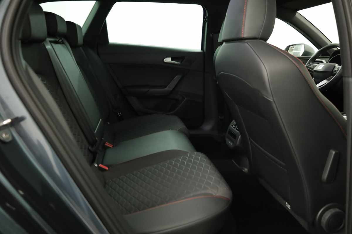 seat-leon-st-2025-hibrido-a-gasolina-1498cc