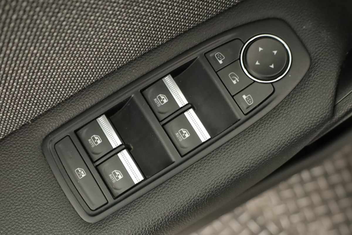 renault-captur-2024-gasolina-999cc