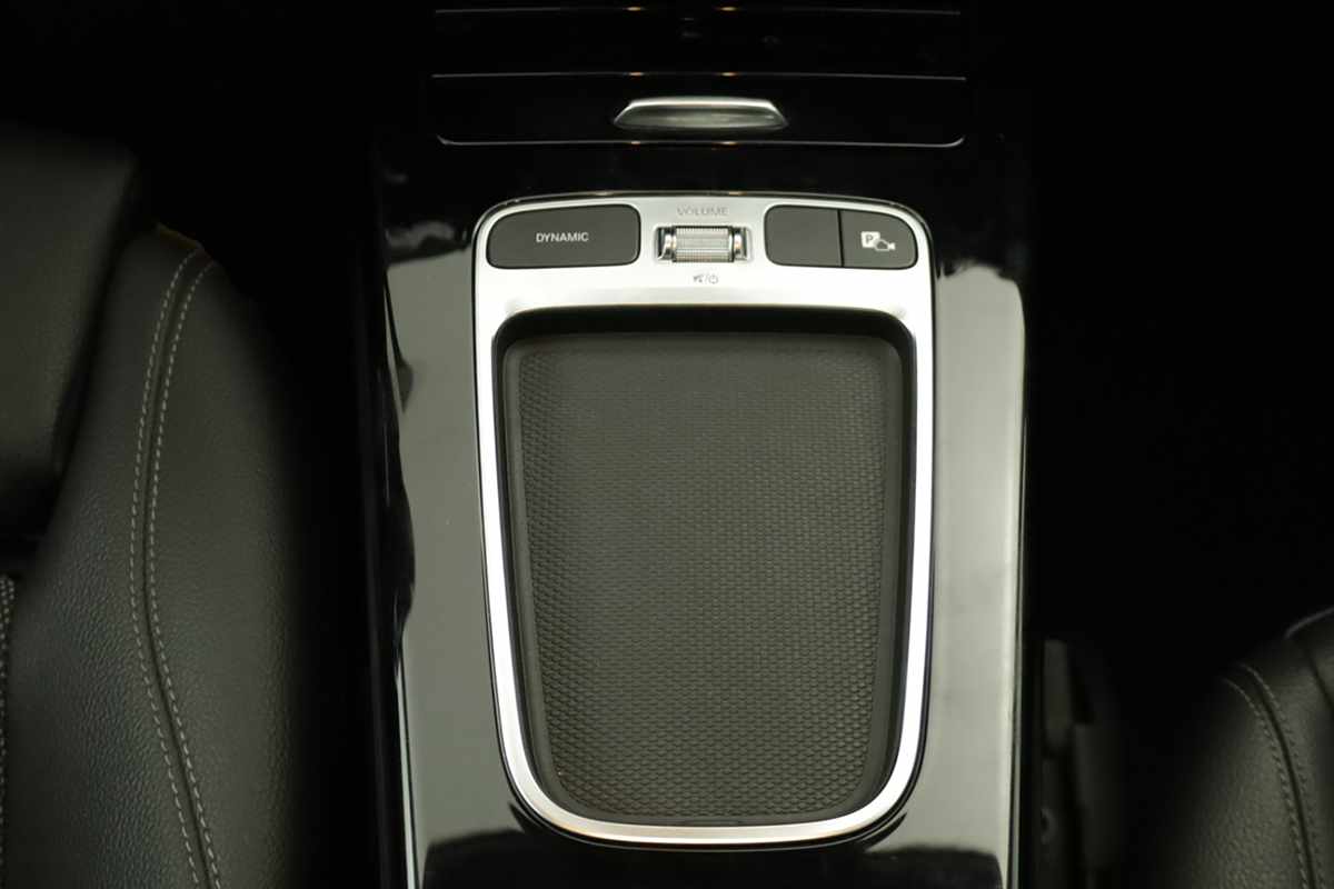 mercedes-benz-classe-a-2024-gasolina-1332cc
