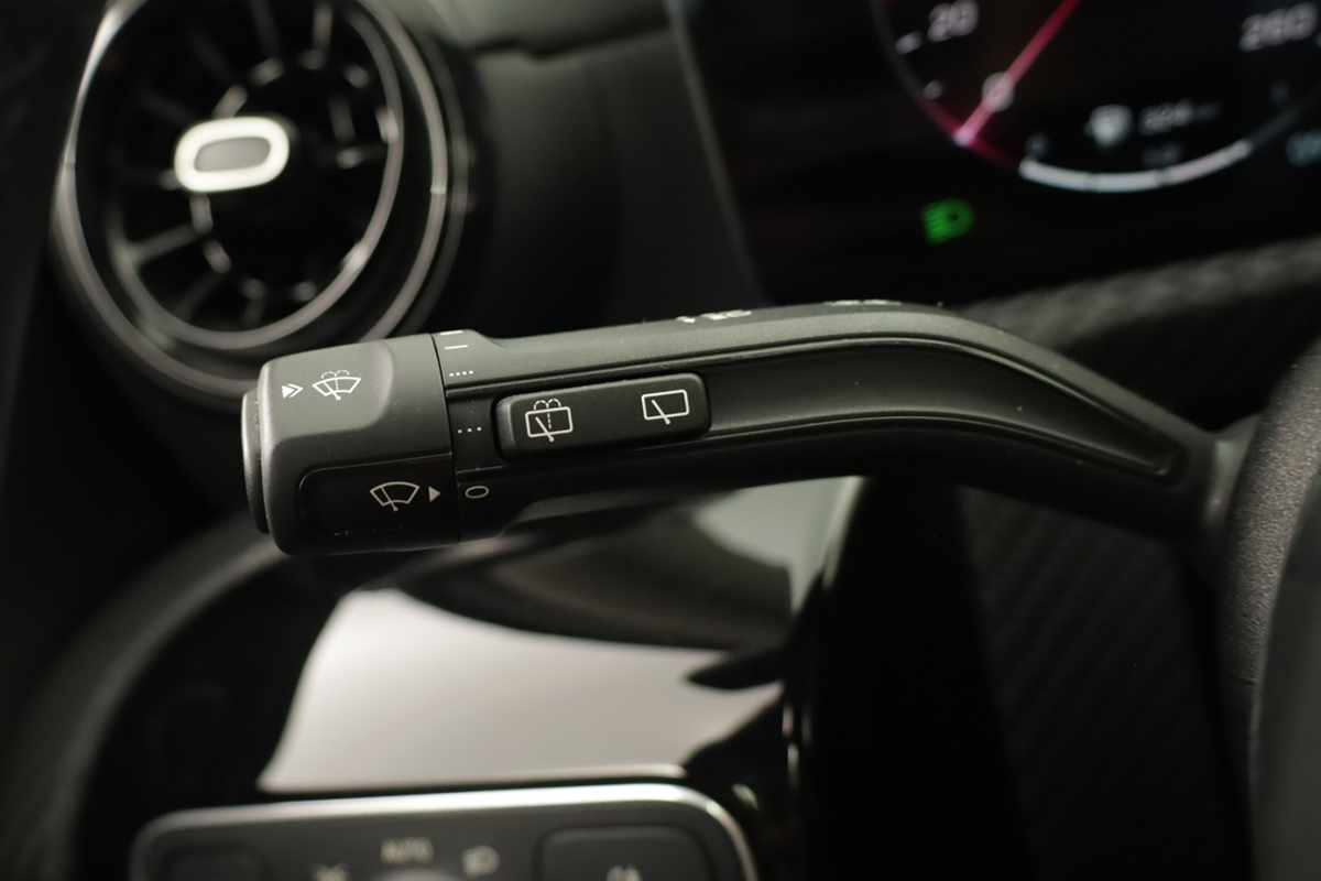 mercedes-benz-classe-a-2024-gasolina-1332cc