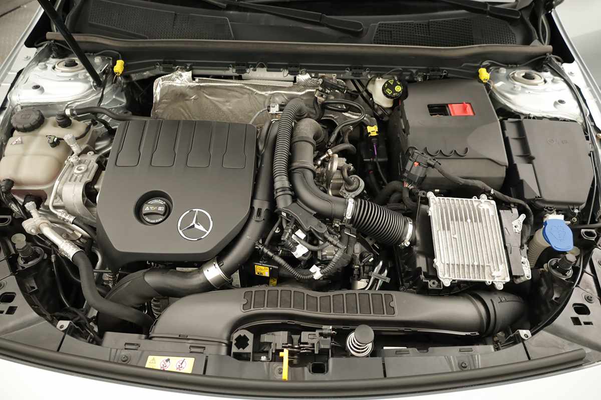 mercedes-benz-classe-a-2024-gasolina-1332cc