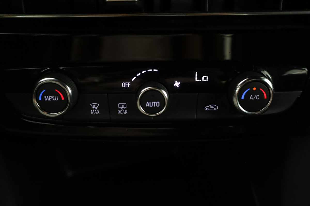 opel-mokka-2023-gasolina-1199cc
