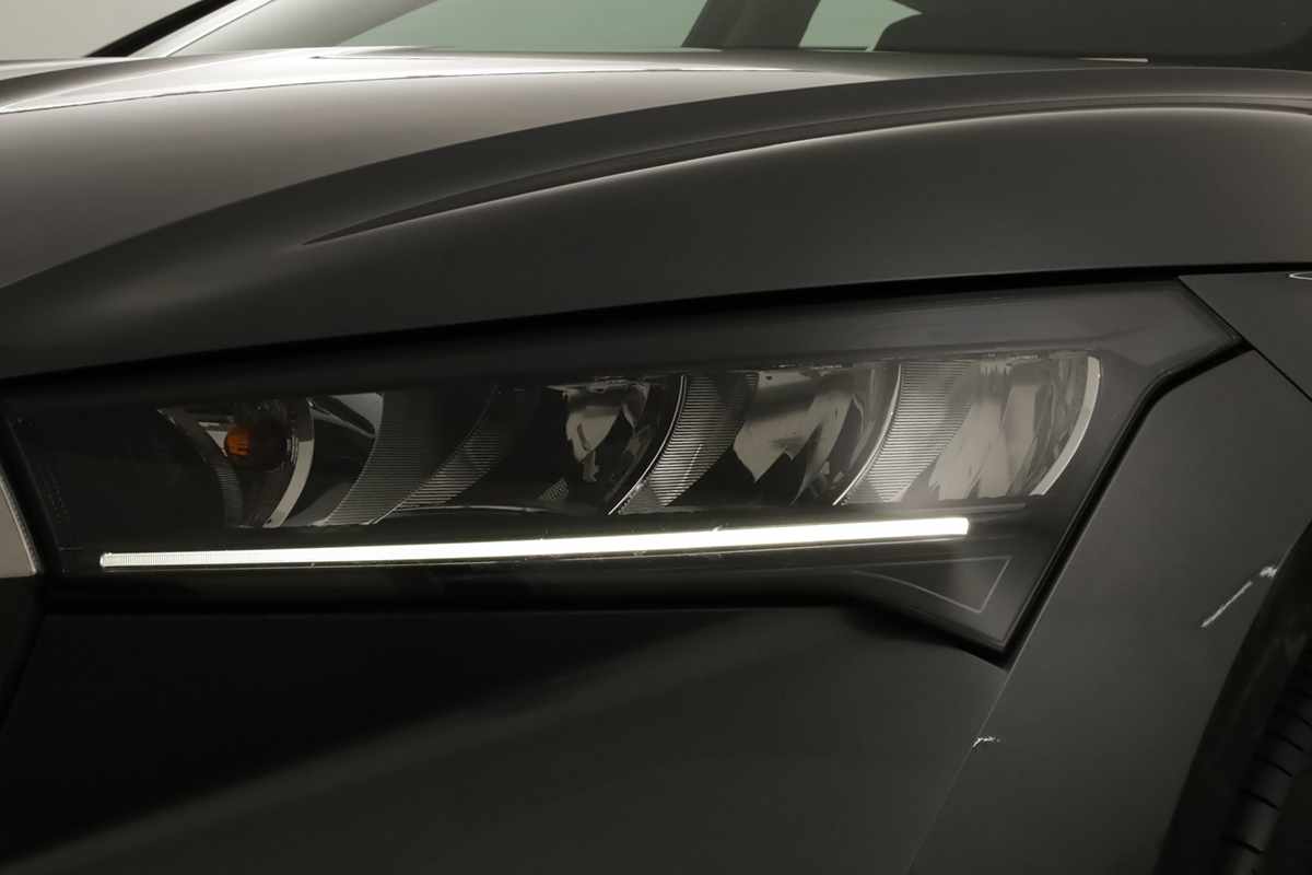 skoda-enyaq-2023-eletrico-0cc