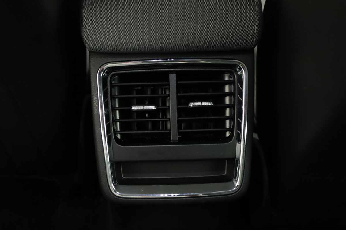 skoda-enyaq-2023-eletrico-0cc
