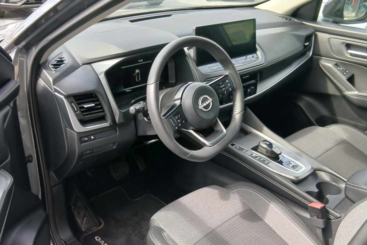 nissan-qashqai-2025-gasolina-1497cc