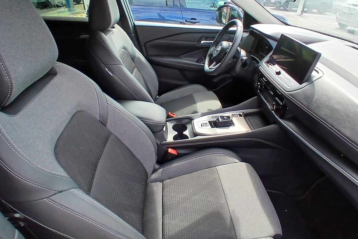 nissan-qashqai-2025-gasolina-1497cc