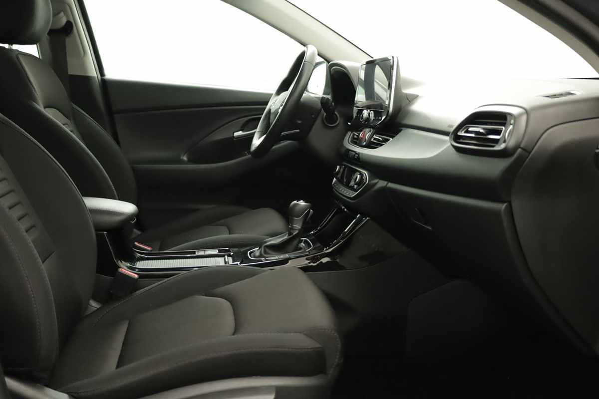 hyundai-i30-sw-2025-gasolina-998cc