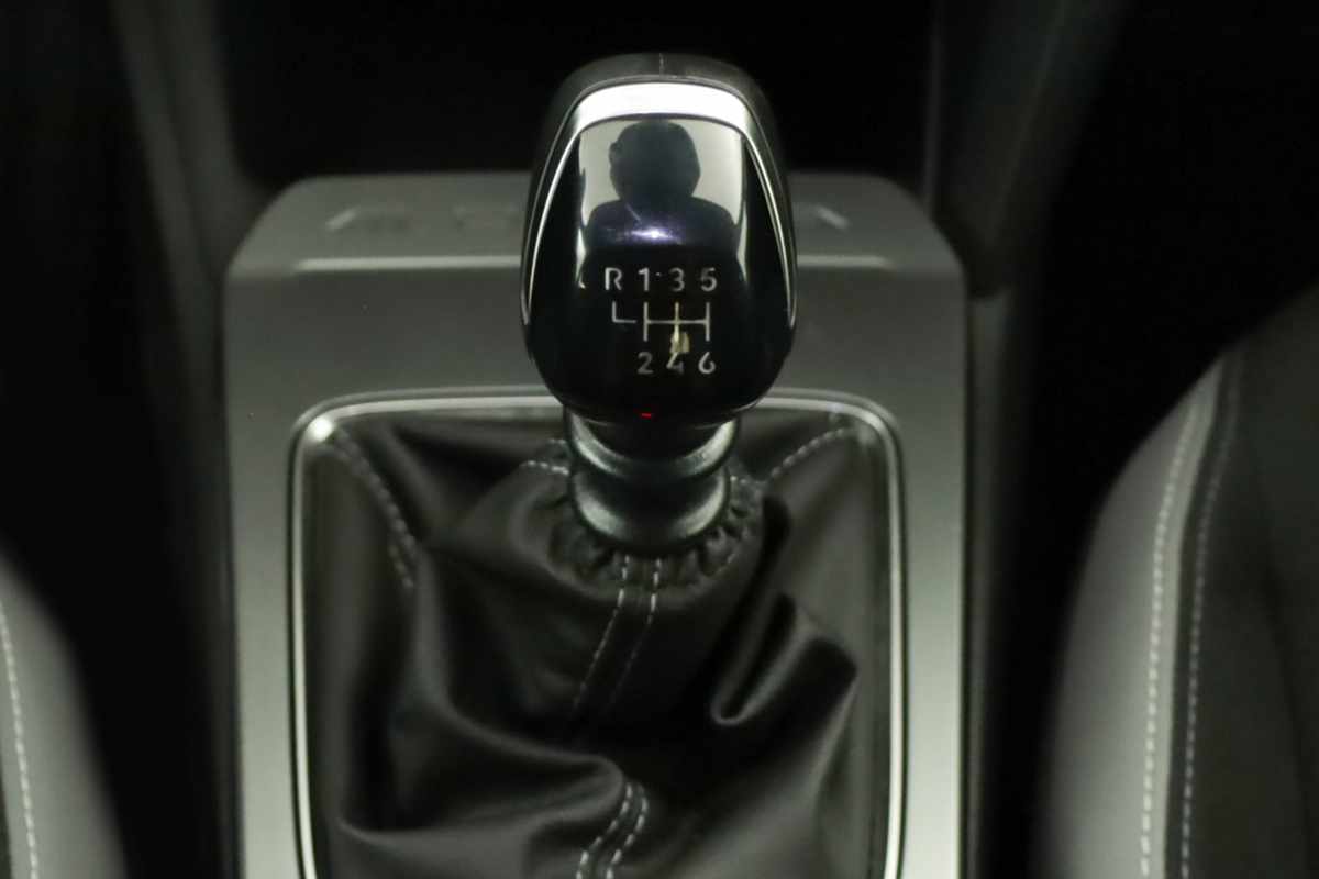 opel-mokka-2025-gasolina-1199cc