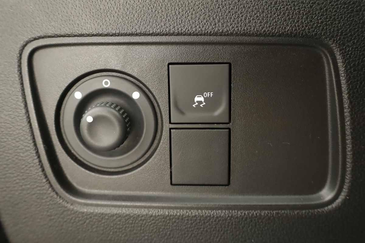 renault-express-2023-diesel-1461cc