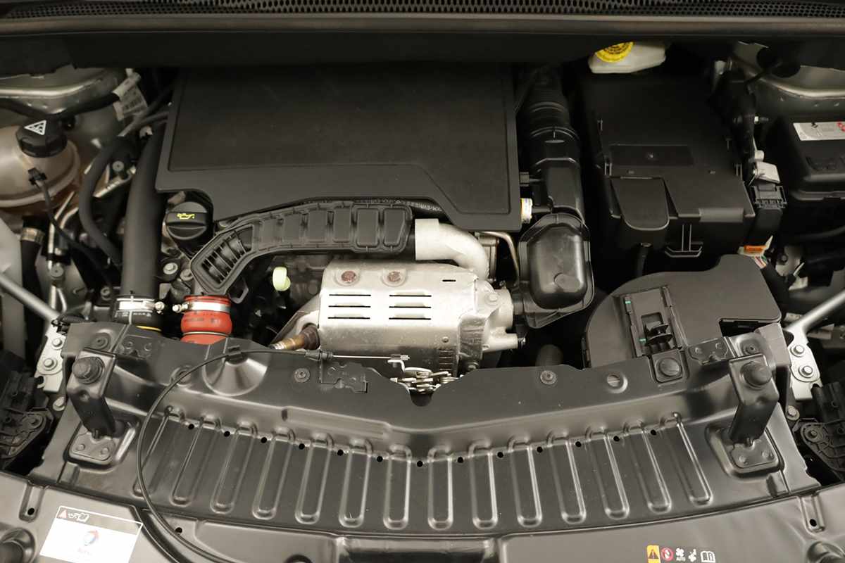 opel-crossland-2023-gasolina-1199cc