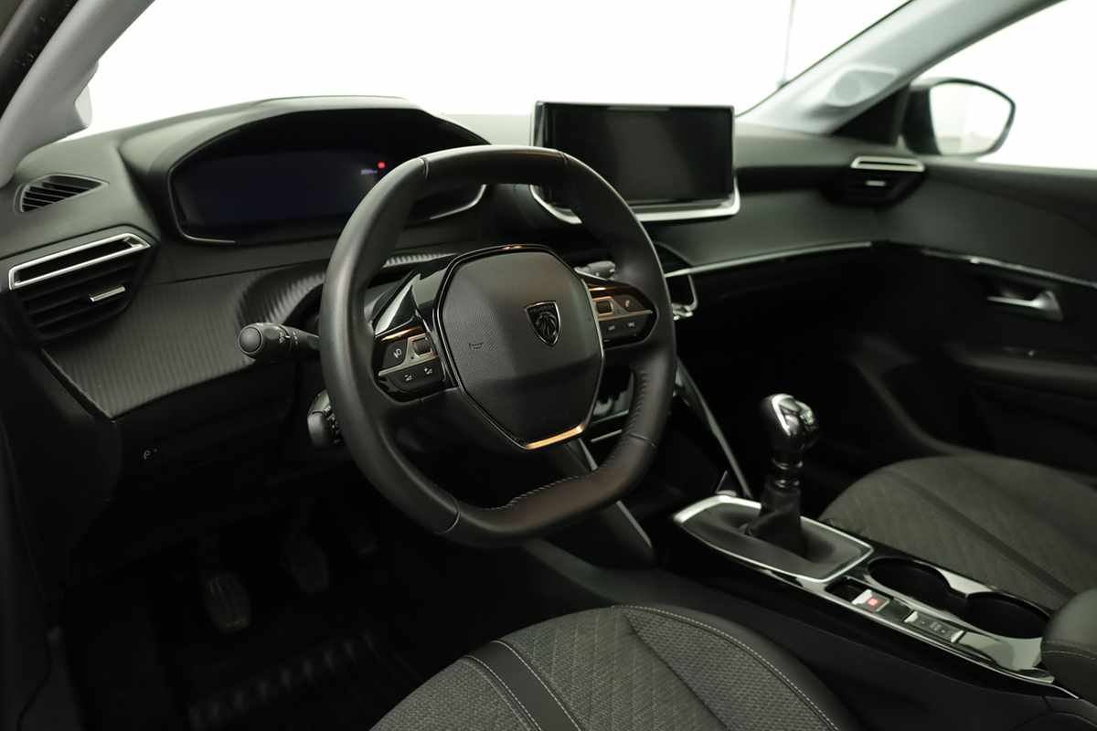 peugeot-208-2025-gasolina-1199cc