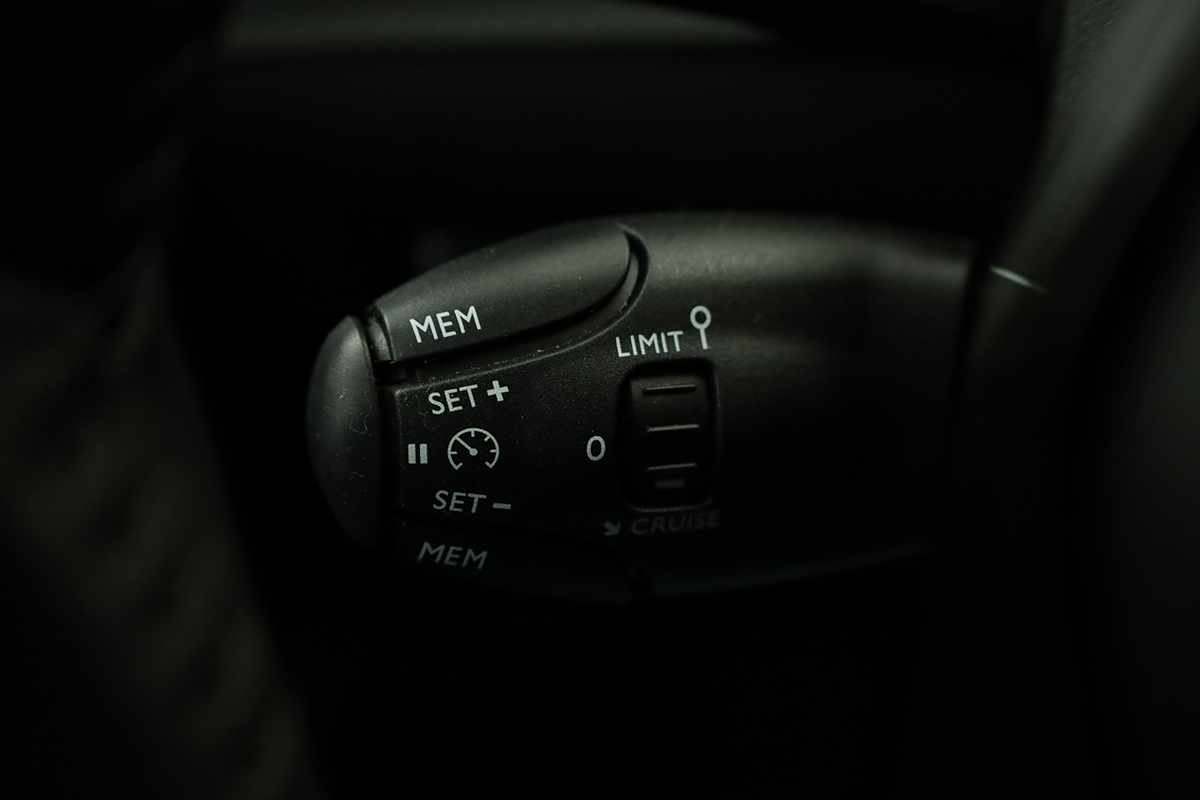 peugeot-208-2025-gasolina-1199cc