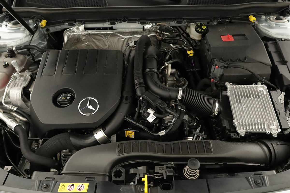 mercedes-benz-classe-a-2025-gasolina-1332cc