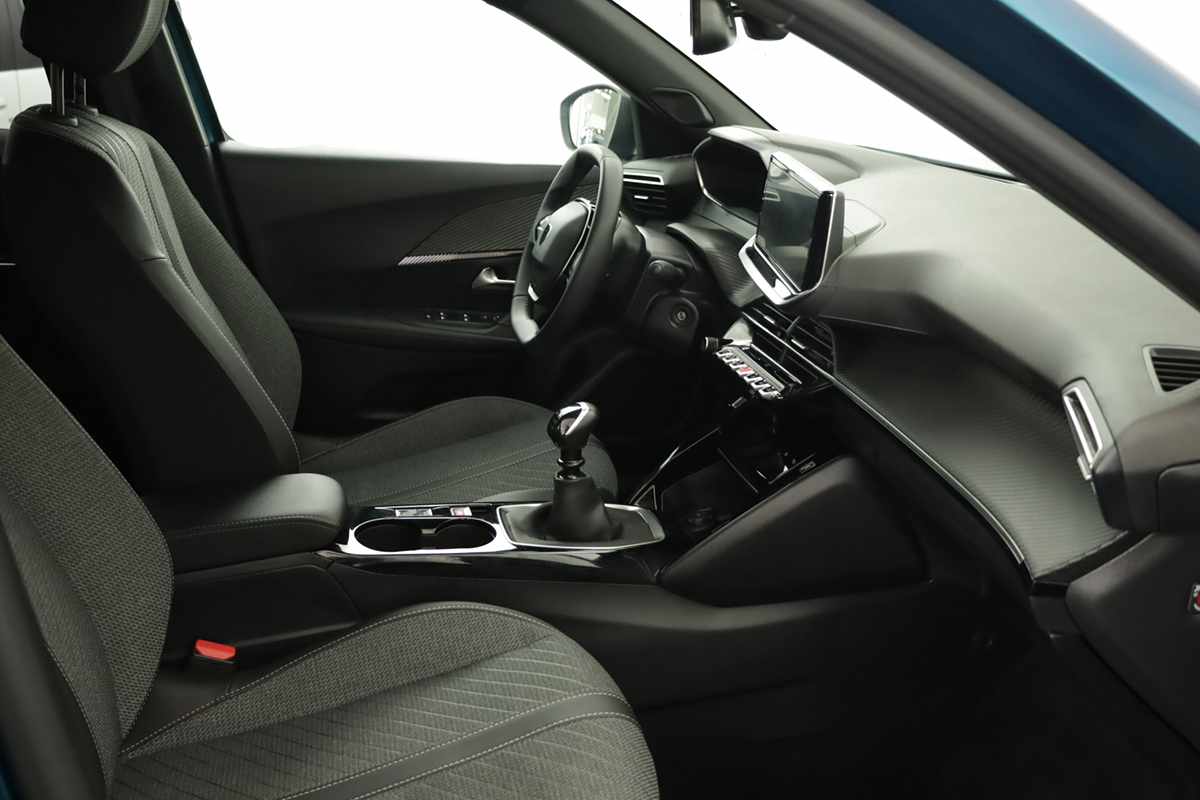 peugeot-2008-2025-gasolina-1199cc